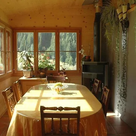 펜션 Chalet Les Dix Sens Pralong